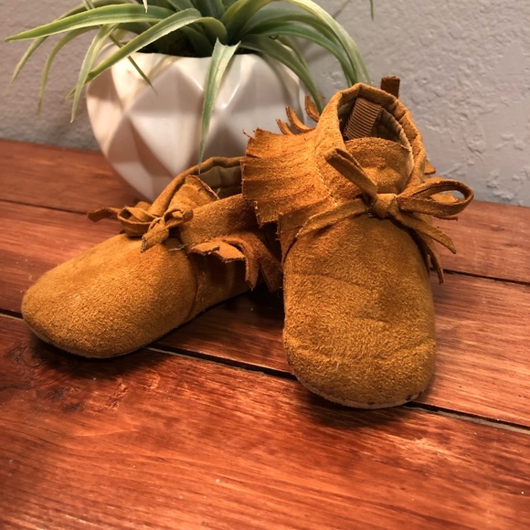 Old Navy Other - Brown Fringe Moccasin Booties - 3-6 Months
